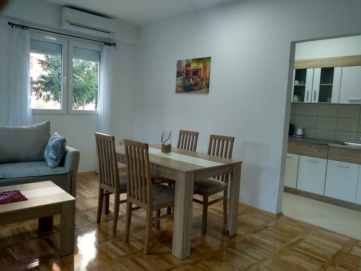 Tea Apartment Kumanovo Buitenkant foto