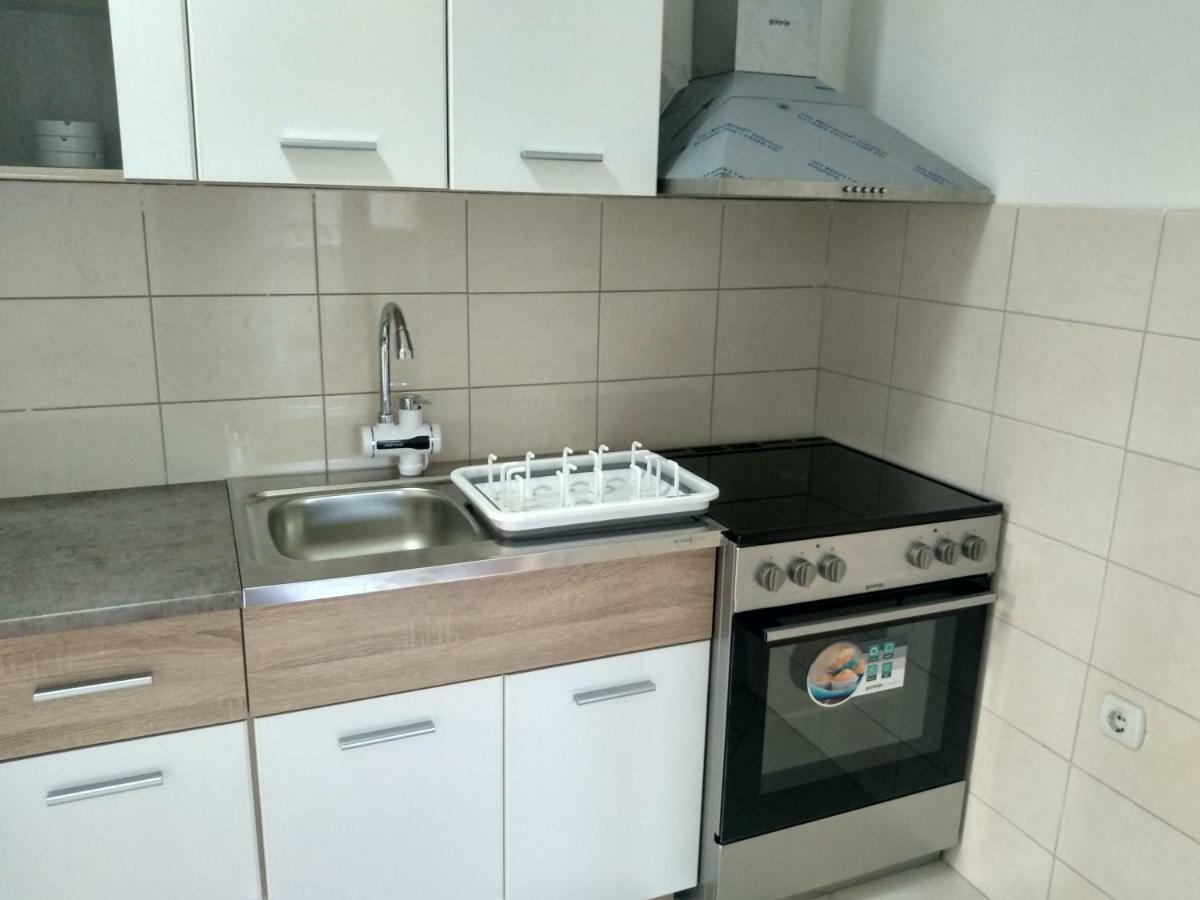 Tea Apartment Kumanovo Buitenkant foto
